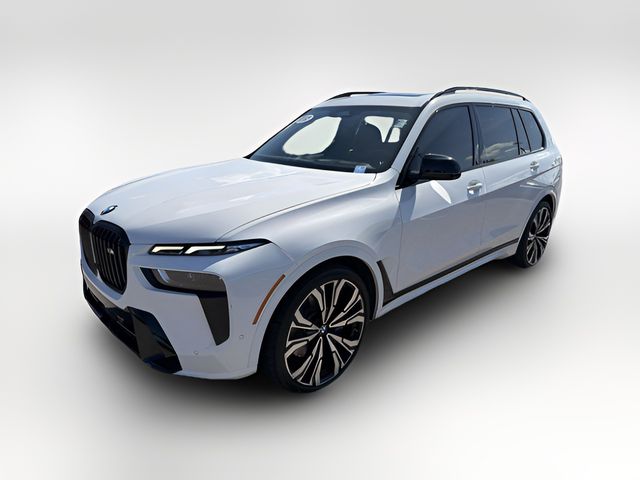 2024 BMW X7 M60i