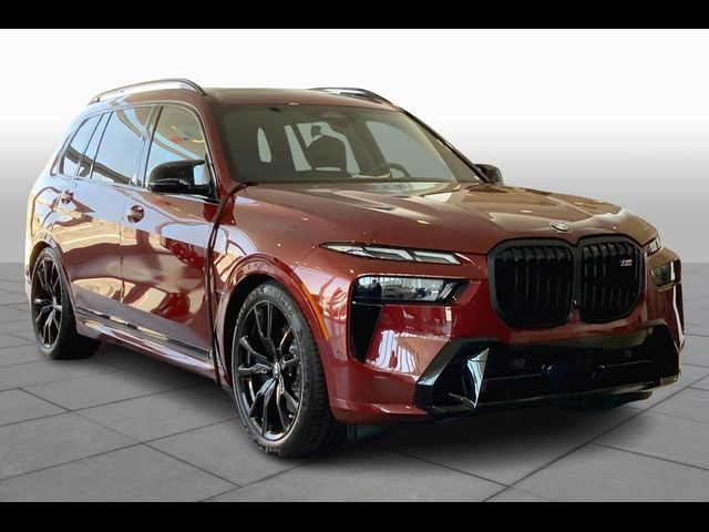 2024 BMW X7 M60i