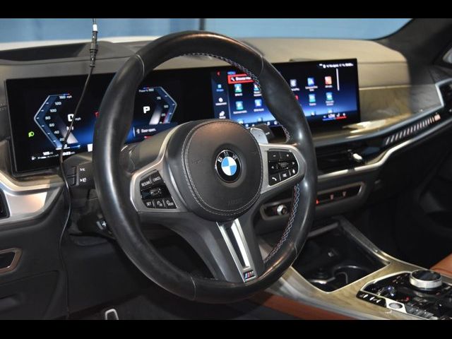 2024 BMW X7 M60i