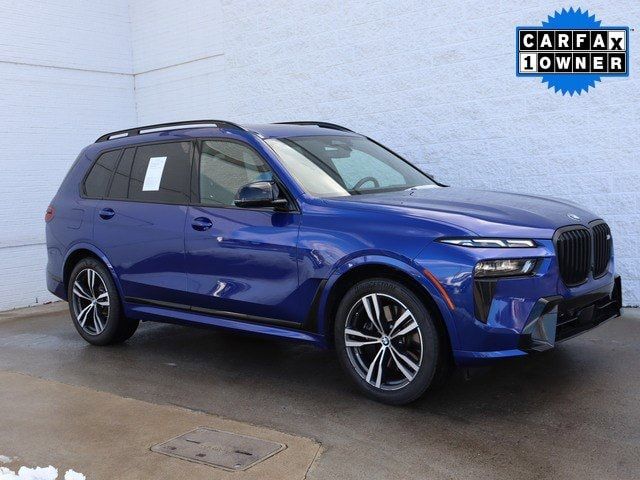 2024 BMW X7 M60i