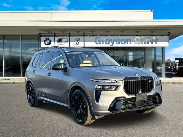 2024 BMW X7 M60i