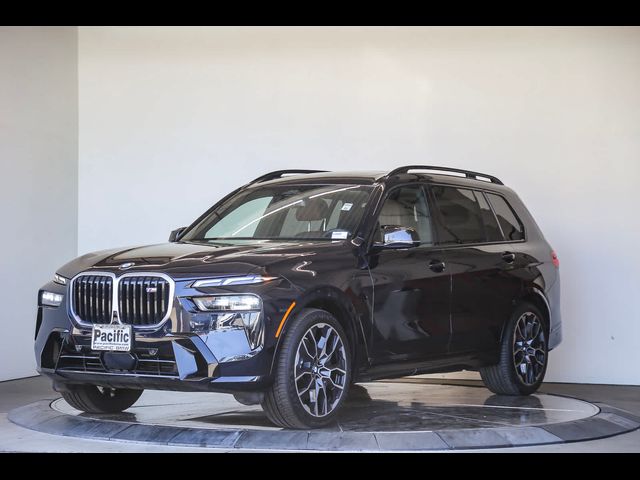 2024 BMW X7 M60i