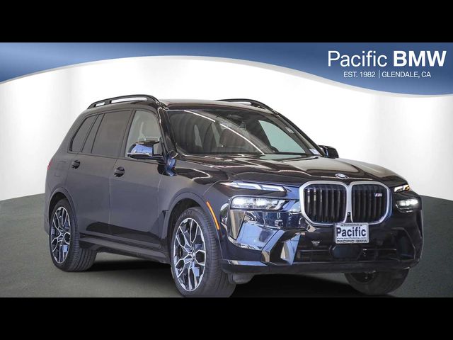 2024 BMW X7 M60i