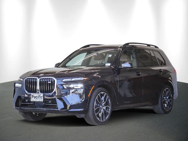 2024 BMW X7 M60i