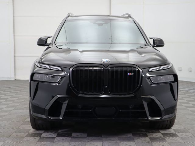 2024 BMW X7 M60i