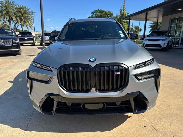 2024 BMW X7 M60i