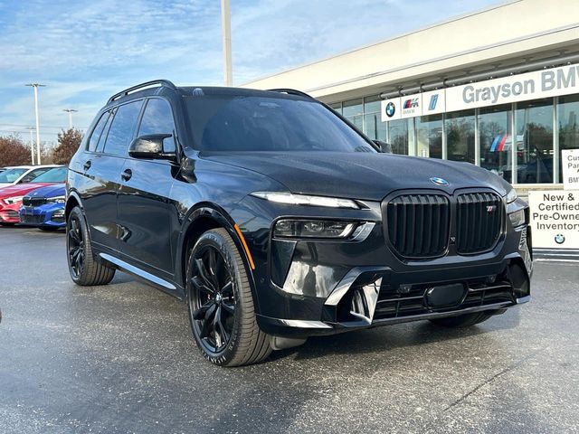 2024 BMW X7 M60i