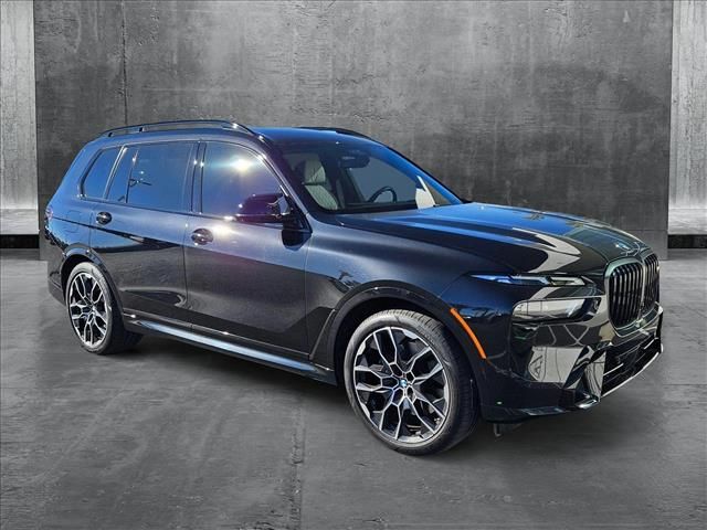 2024 BMW X7 M60i