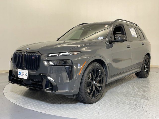 2024 BMW X7 M60i