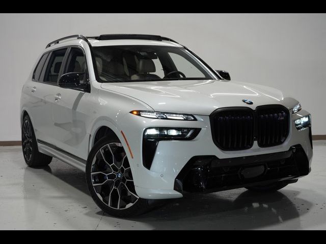 2024 BMW X7 M60i