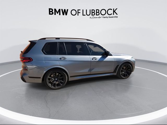 2024 BMW X7 M60i