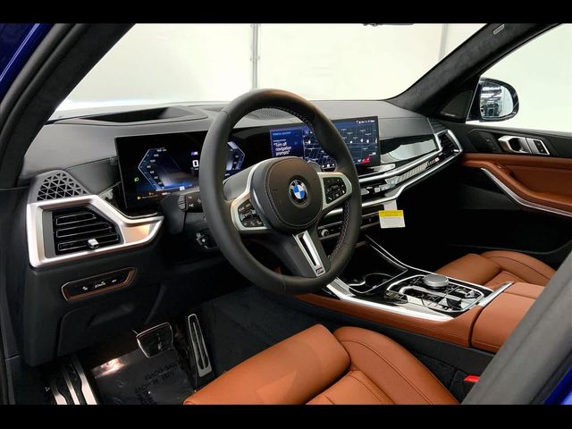 2024 BMW X7 M60i