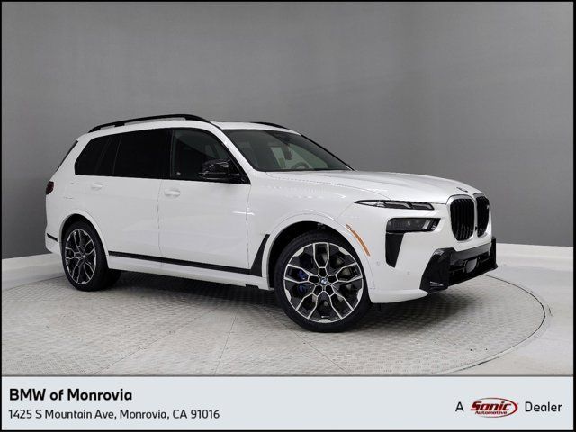 2024 BMW X7 M60i