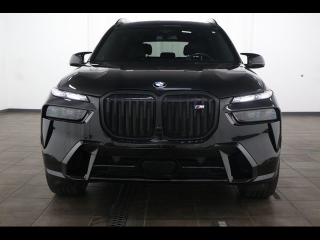 2024 BMW X7 M60i