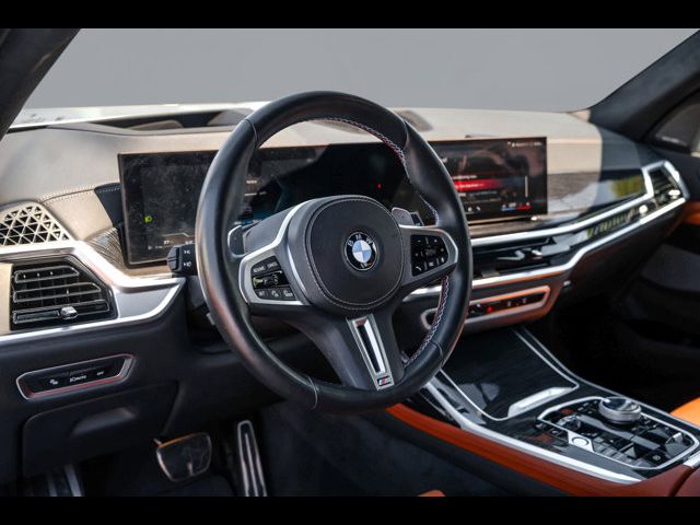 2024 BMW X7 M60i