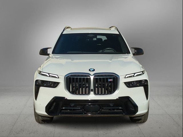 2024 BMW X7 M60i