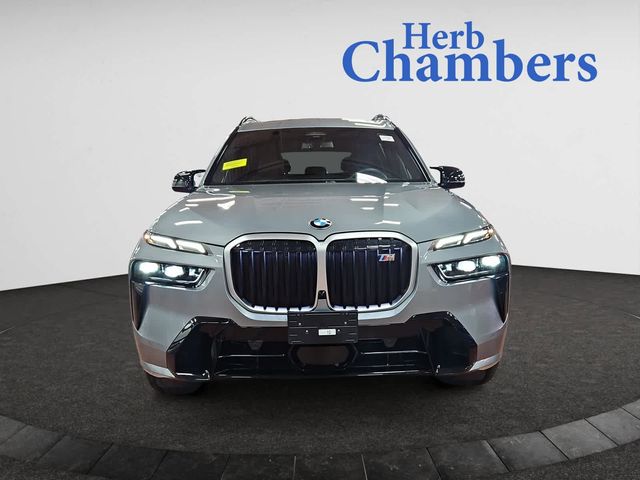 2024 BMW X7 M60i