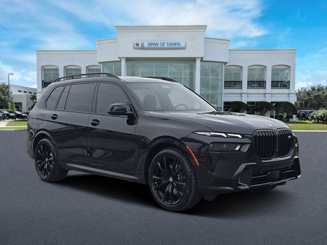 2024 BMW X7 M60i