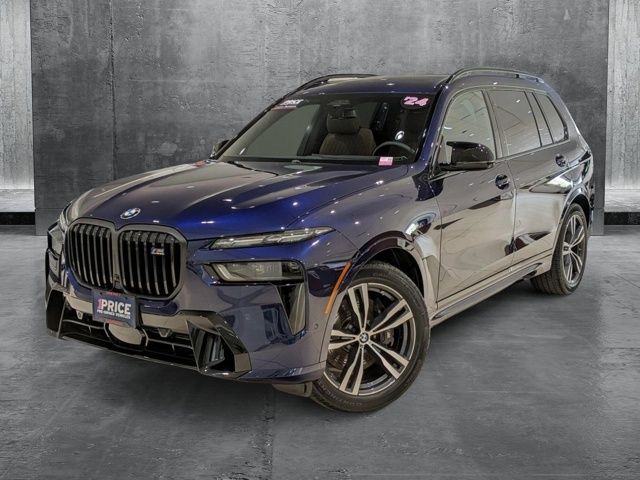 2024 BMW X7 M60i
