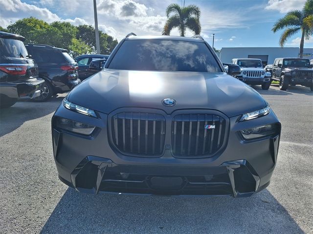 2024 BMW X7 M60i