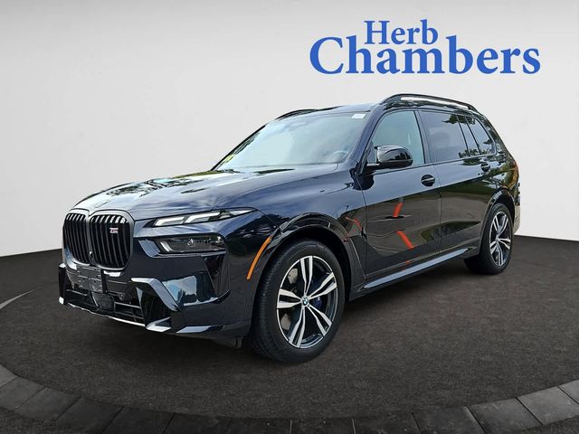 2024 BMW X7 M60i