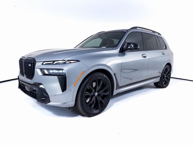 2024 BMW X7 M60i