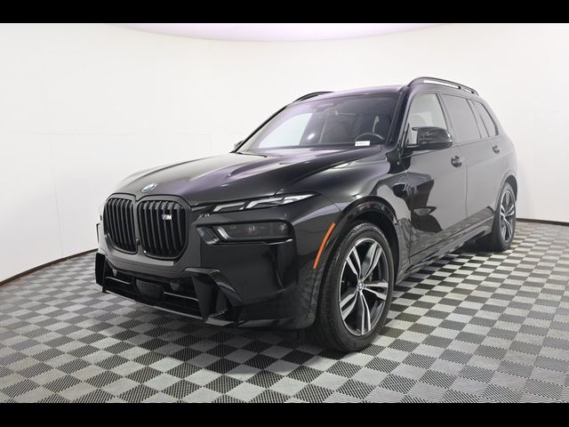 2024 BMW X7 M60i