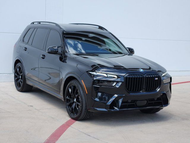 2024 BMW X7 M60i