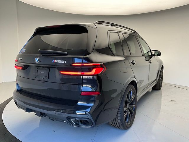 2024 BMW X7 M60i