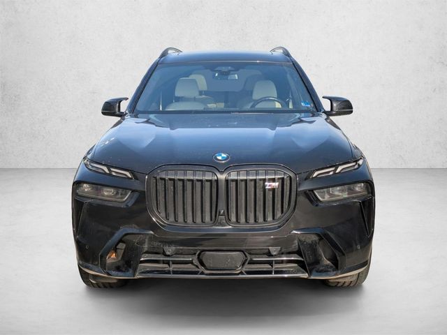 2024 BMW X7 M60i