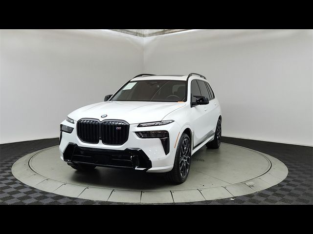 2024 BMW X7 M60i