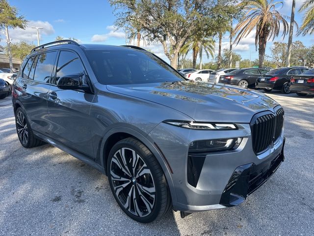 2024 BMW X7 M60i