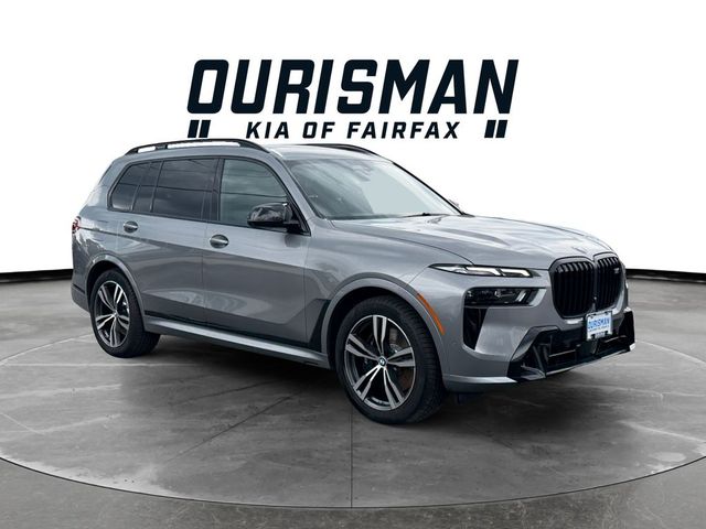 2024 BMW X7 M60i