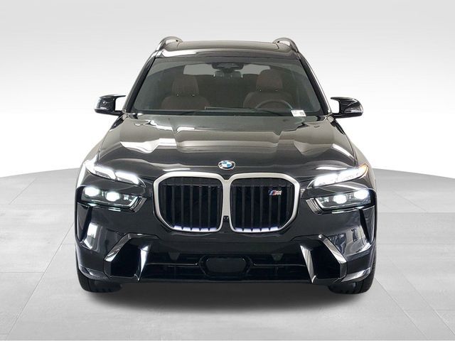 2024 BMW X7 M60i