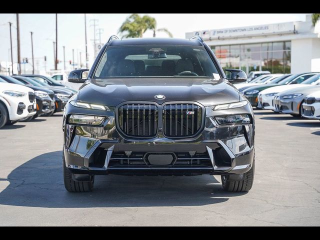 2024 BMW X7 M60i