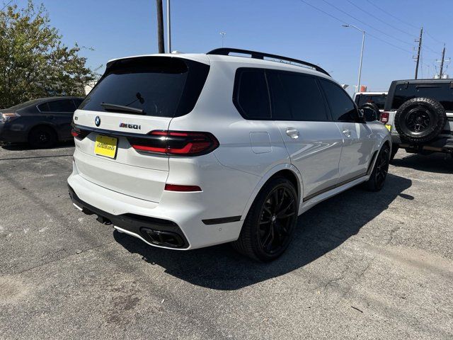 2024 BMW X7 M60i