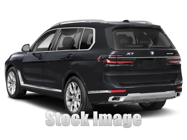 2024 BMW X7 M60i