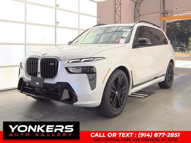 2024 BMW X7 M60i