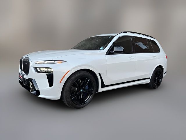 2024 BMW X7 M60i