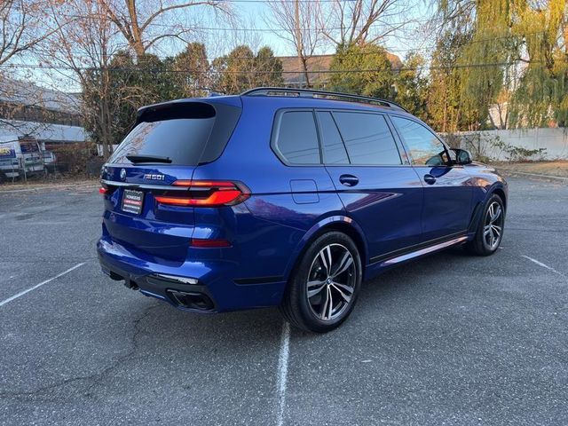 2024 BMW X7 M60i