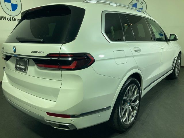 2024 BMW X7 xDrive40i