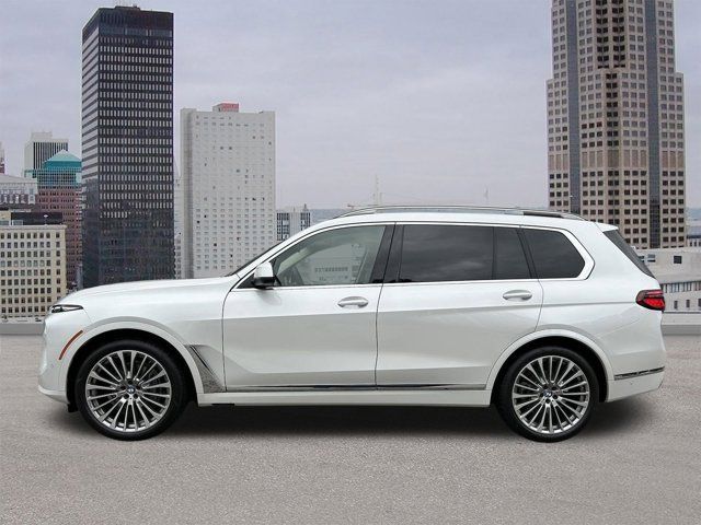 2024 BMW X7 xDrive40i