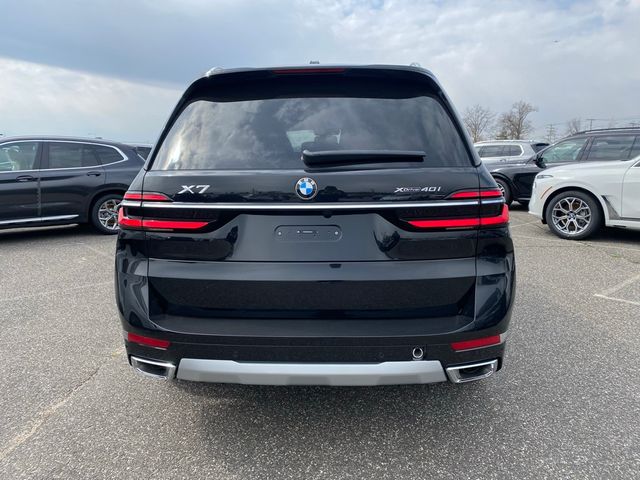 2024 BMW X7 xDrive40i