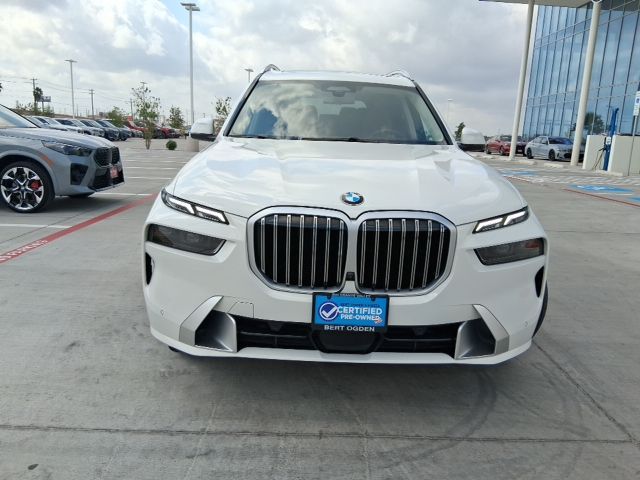 2024 BMW X7 xDrive40i