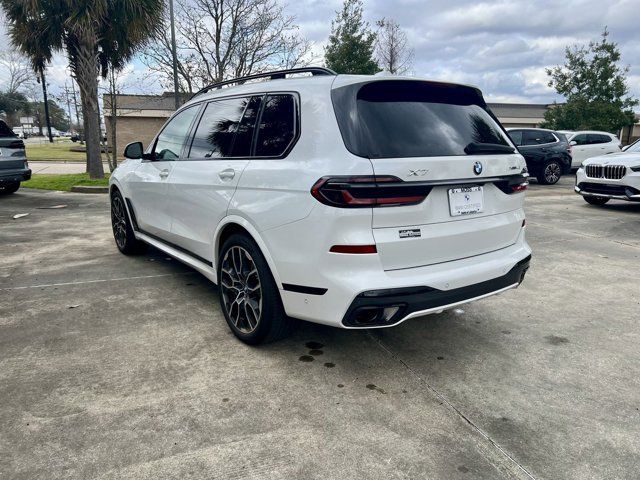 2024 BMW X7 xDrive40i