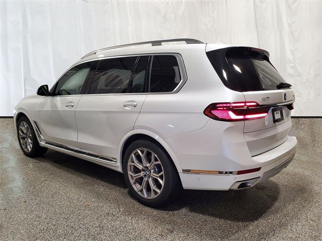 2024 BMW X7 xDrive40i