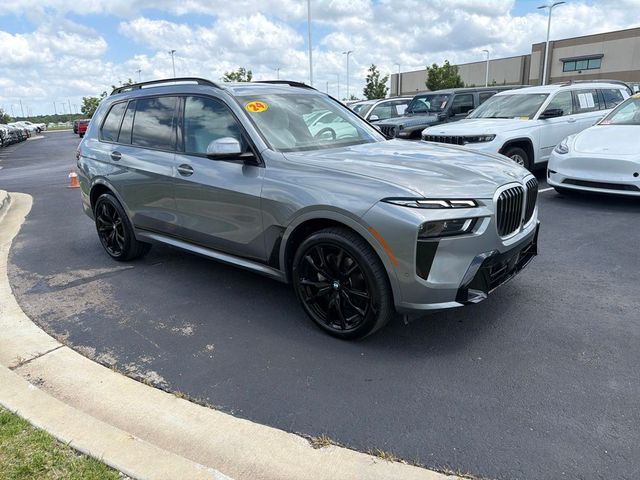 2024 BMW X7 xDrive40i