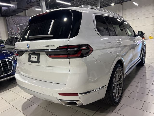 2024 BMW X7 xDrive40i