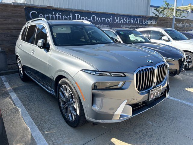 2024 BMW X7 xDrive40i