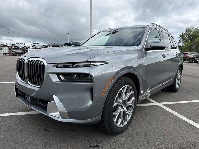 2024 BMW X7 xDrive40i